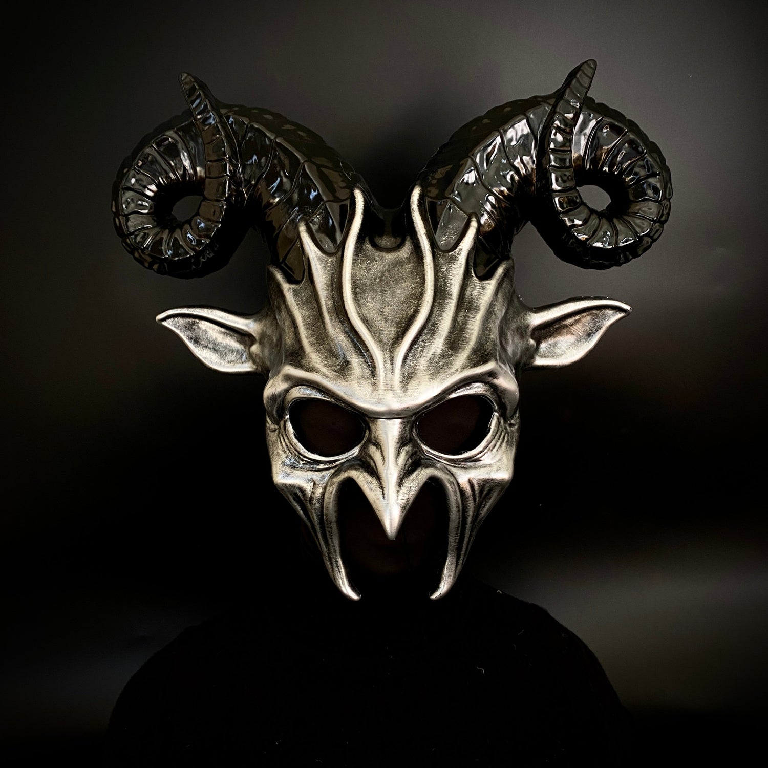 Men Horn &amp; Goat Mask