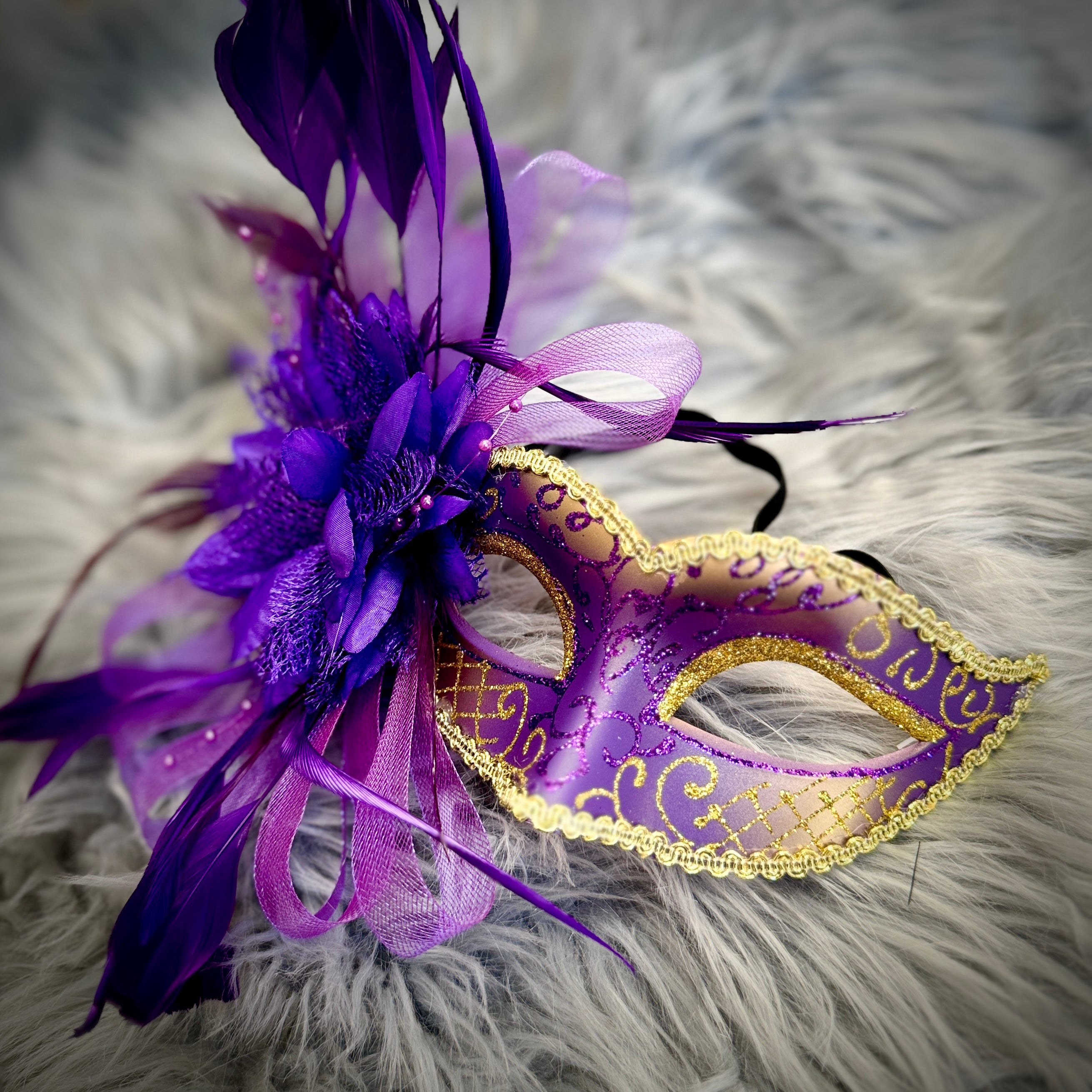 Women Costume Venetian Feather Masquerade Mask For Mardi Gras Party, Halloween, Christmas