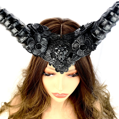 Black Steampunk Style Luxury Metallic Ram Goat Horn Devil Headband Halloween Costume Masquerade Cosplay Prom Ball Party