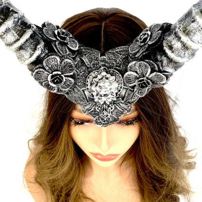 Silver Steampunk Style Luxury Metallic Ram Goat Horn Devil Headband Halloween Costume Masquerade Cosplay Prom Ball Party